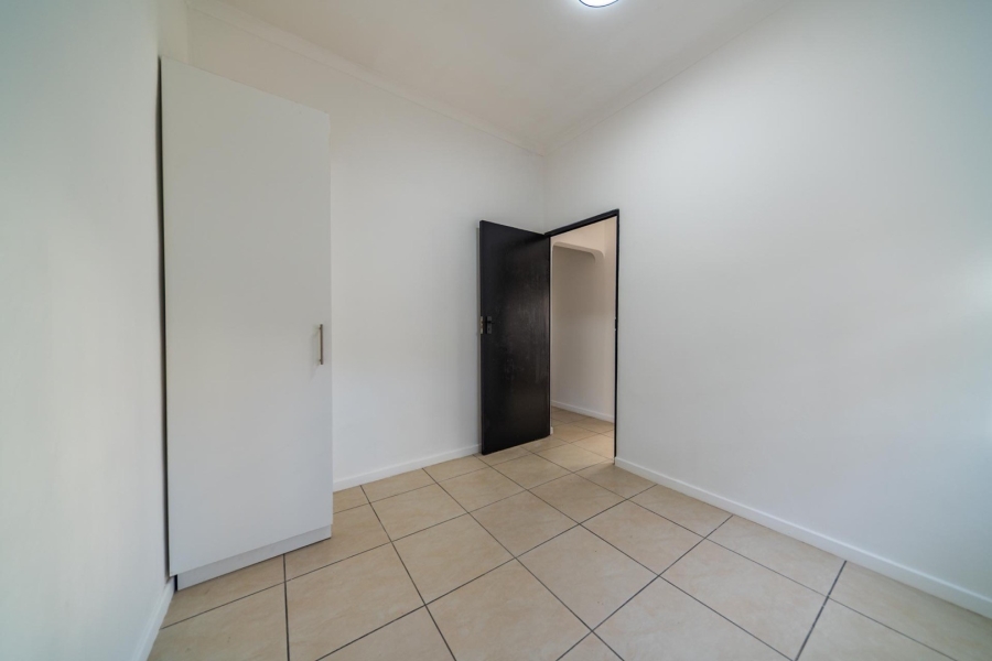To Let 2 Bedroom Property for Rent in La Colline Western Cape
